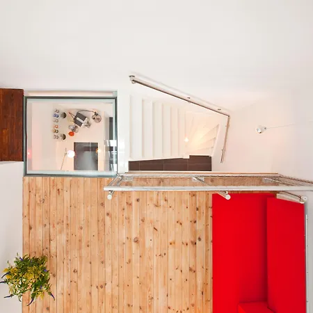 Short Maff * Den Haag